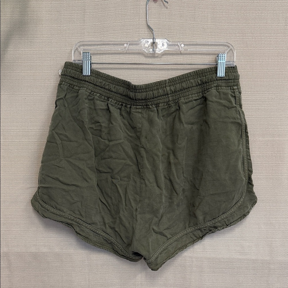 Women shorts - Picture 3 of 4